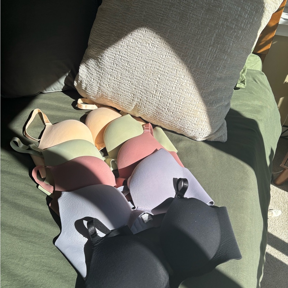 Women's Seamless Bra Set - Black, Pink, Green, Cream